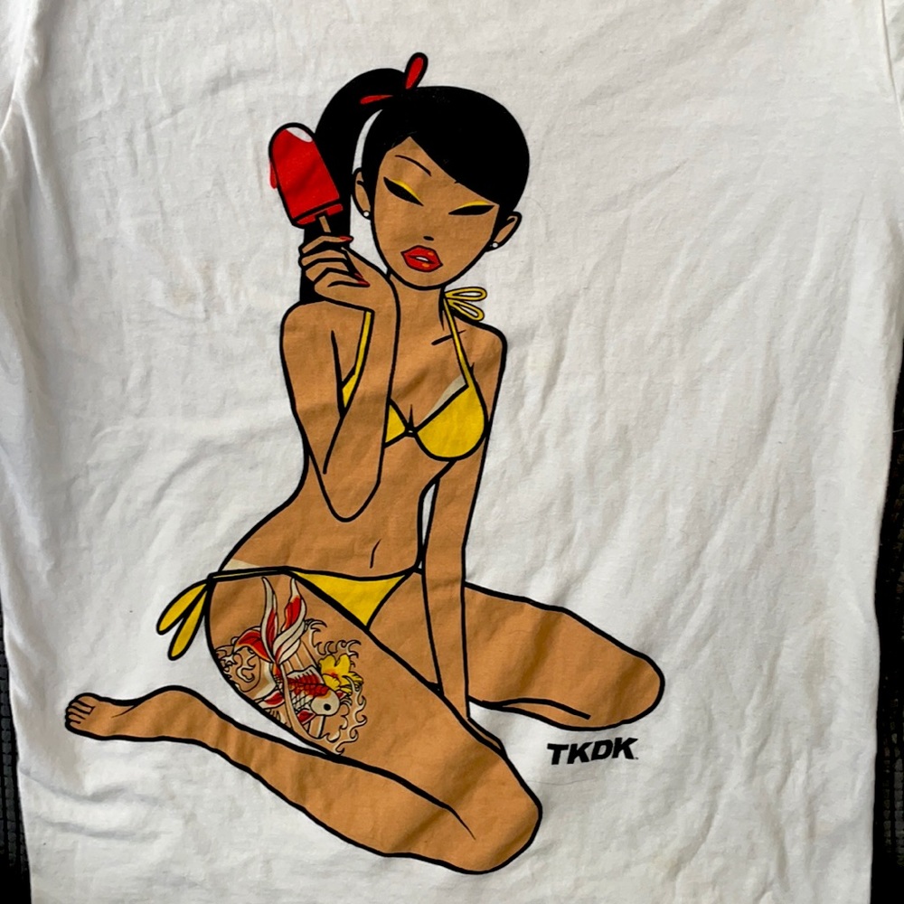 Tokidoki men’s tokidoki girl shirt S tee